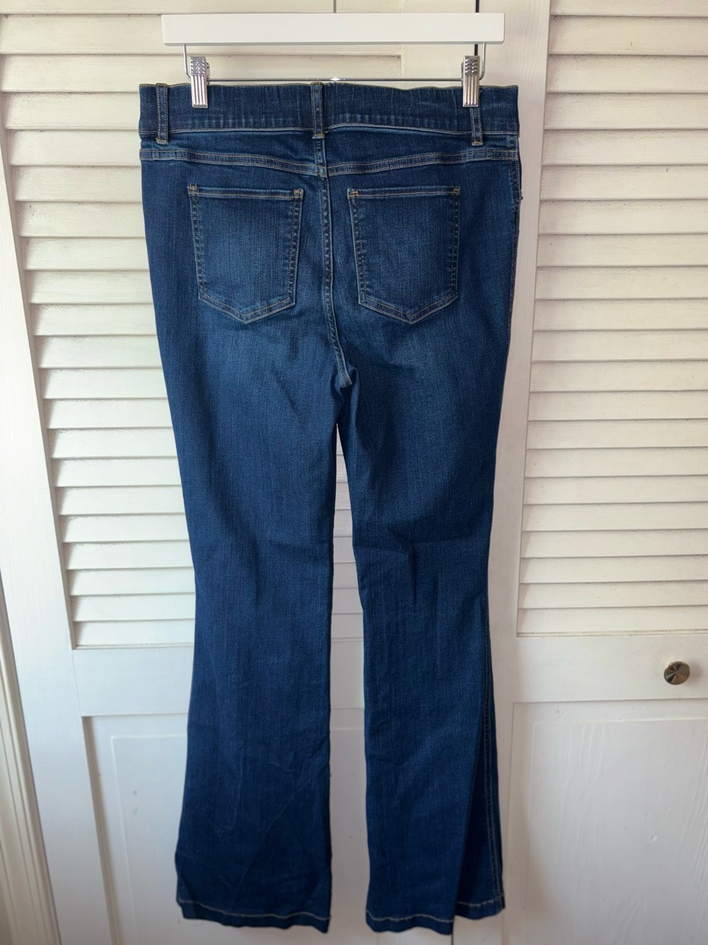SPANX Flare Jeans Large 20327R Midnight Shade Pull On Shaping Denim - Picture 3 of 5